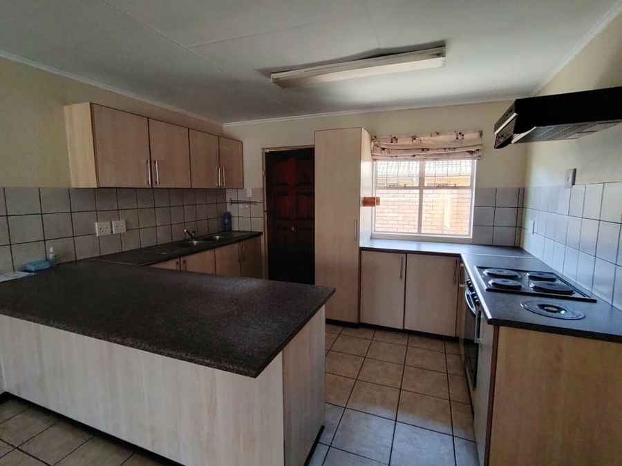 2 Bedroom Property for Sale in Universitas Free State